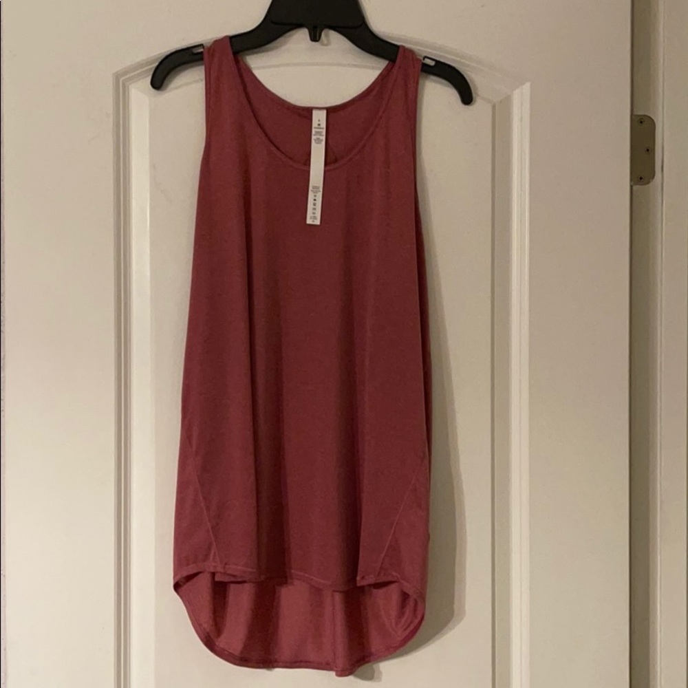 Lululemon essential pleated tank